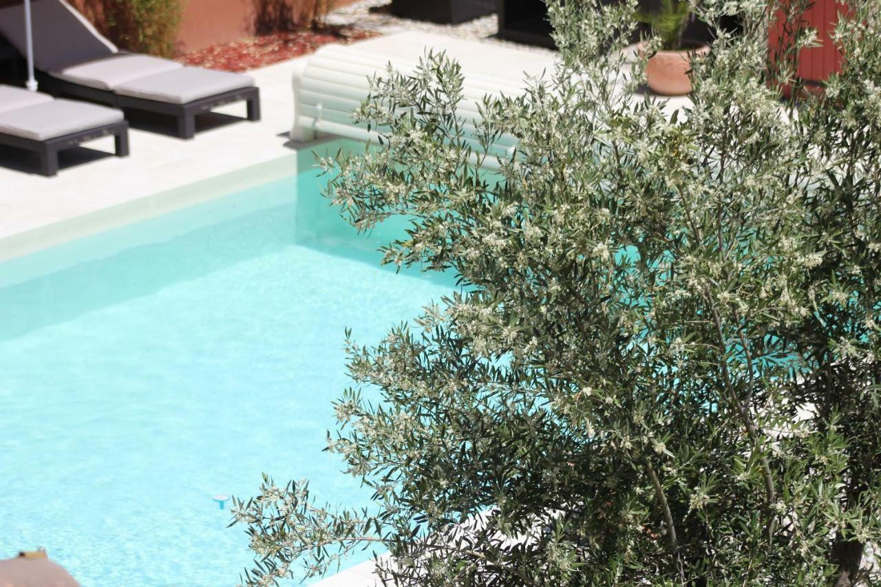 Le Clos D'Uzes - B&B Εξωτερικό φωτογραφία